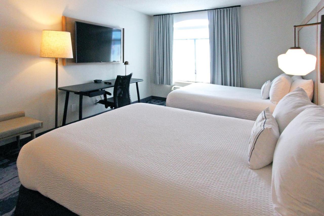 Fairfield Inn & Suites By Marriott Charleston Airport/Convention Center North Charleston Bagian luar foto