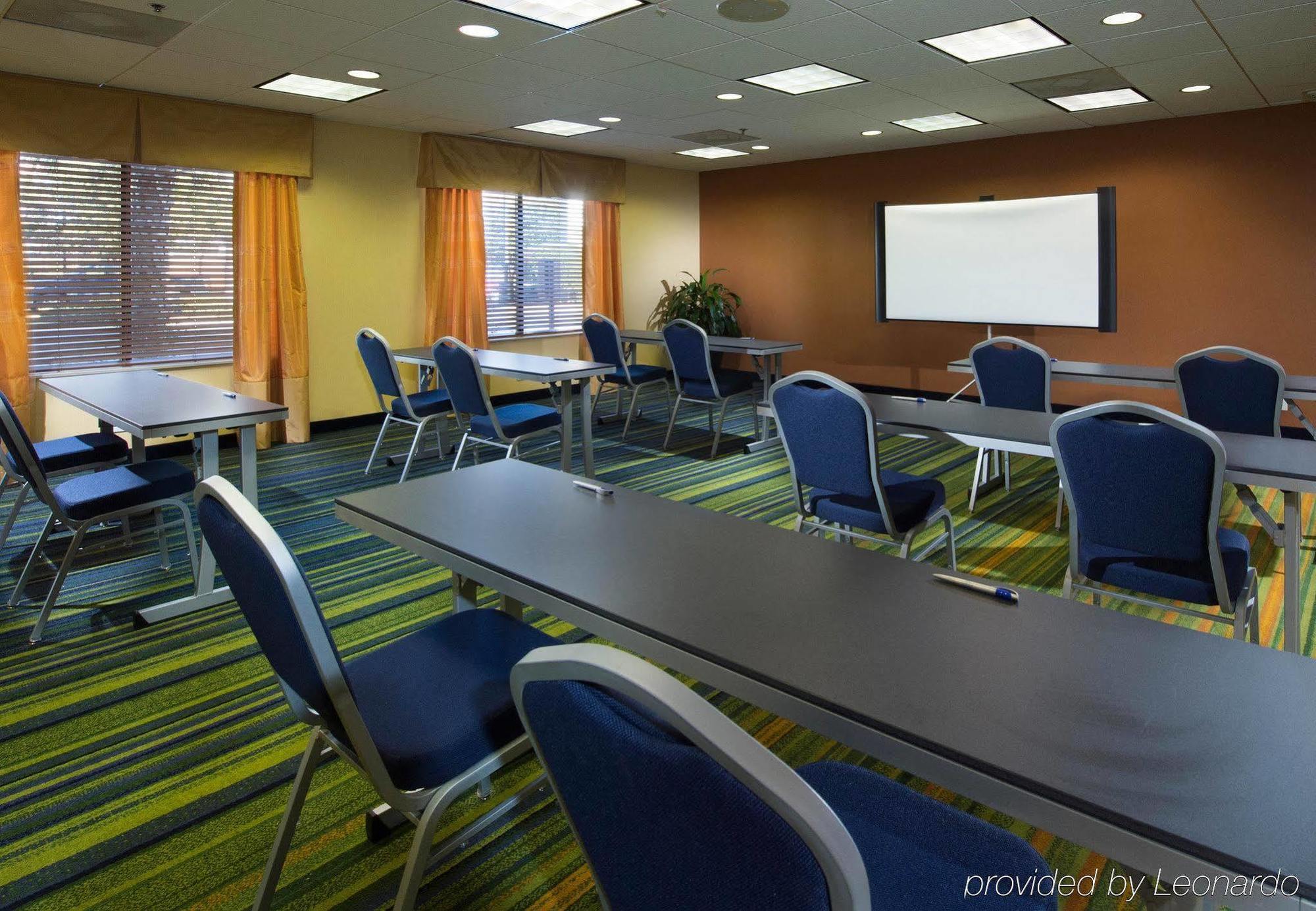Fairfield Inn & Suites By Marriott Charleston Airport/Convention Center North Charleston Bagian luar foto