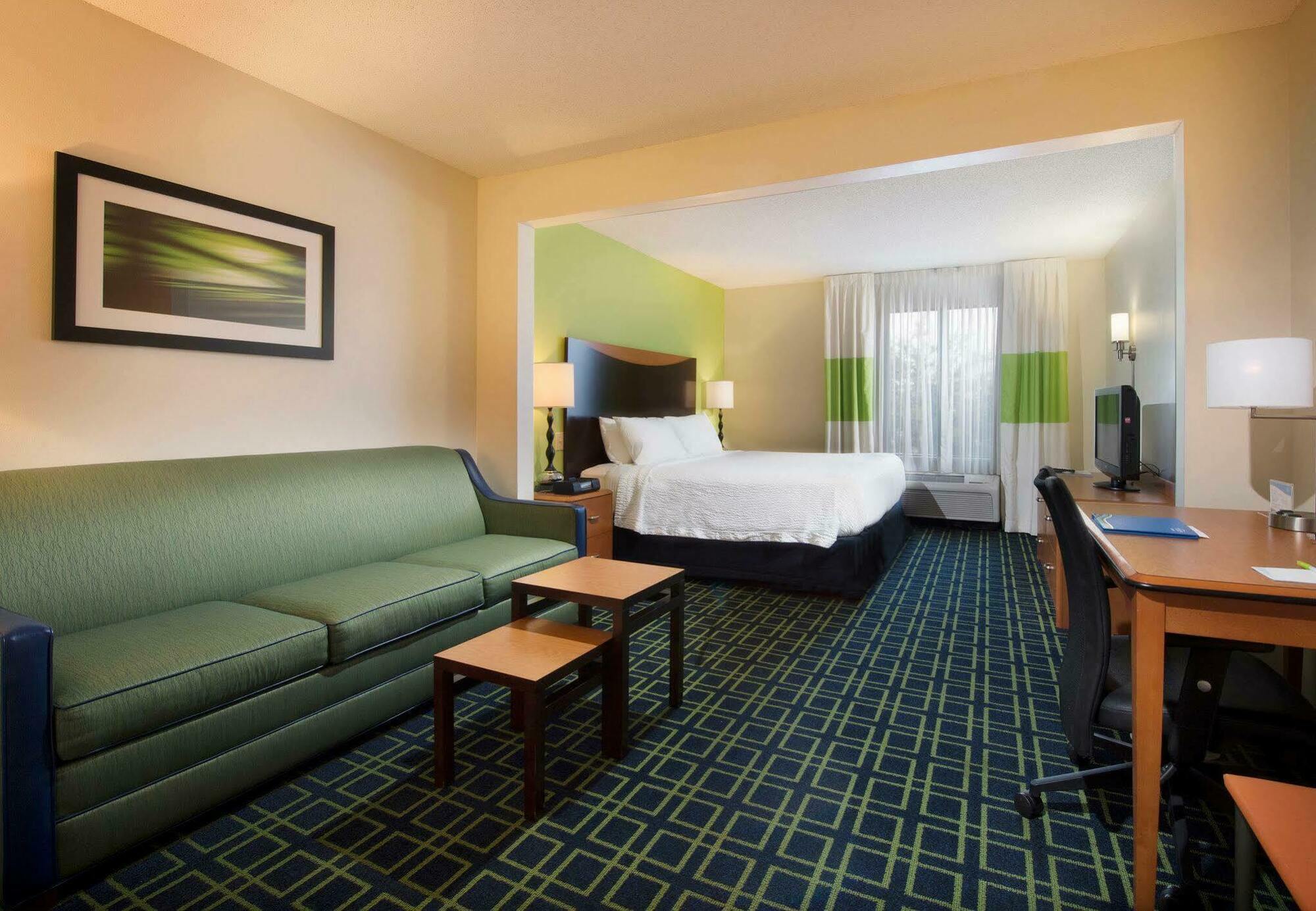 Fairfield Inn & Suites By Marriott Charleston Airport/Convention Center North Charleston Bagian luar foto